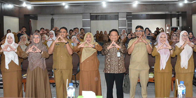 Sosialisasi percepatan input data SIKN-JIKN di Aula Setda Kota Langsa dihadiri admin dan arsiparis
