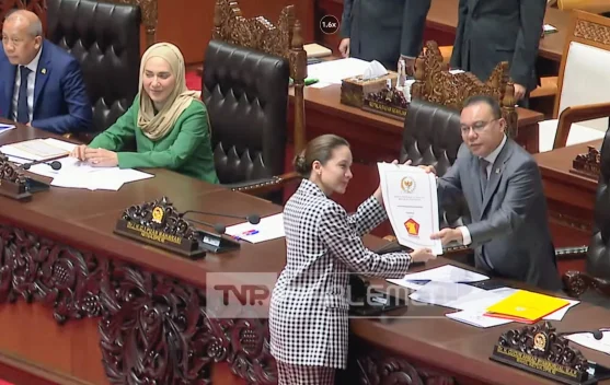 Sidang paripurna DPR bahas RUU Penyiaran di Gedung Parlemen Senayan