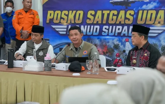Pesawat OMC siap melakukan penyemaian awan di Kalimantan Barat