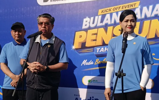 Menteri Ketenagakerjaan Yassierli berbicara di acara Kickoff Bulan Dana Pensiun di Jakarta