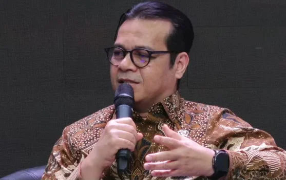 Wamen Nezar Patria berbicara di acara Sarasehan RRI tentang integritas informasi