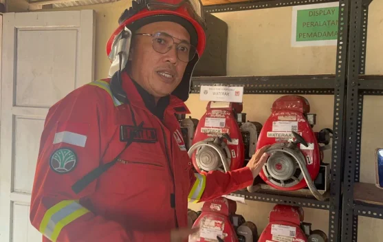Tim Manggala Agni dan BKSDA memantau titik panas di habitat satwa Kalbar
