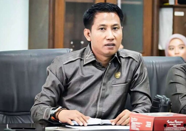 Ilustrasi pemeriksaan makanan MBG dan pengawasan keamanan pangan di sekolah Jombang