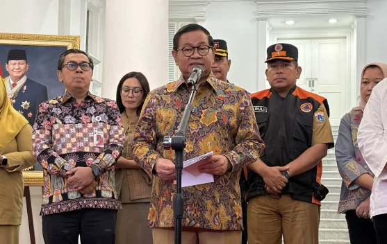 Siswa kembali ke sekolah di Jakarta setelah PJJ berakhir, suasana kelas dan aktivitas belajar
