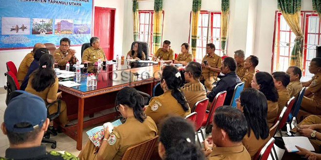 Wakil Bupati memimpin monev Disparbudpora di Kantor Disparbudpora Tarutung