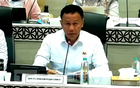 Rapat pembahasan anggaran Ditjen Perhubungan Darat 2027 di Kompleks Parlemen Jakarta