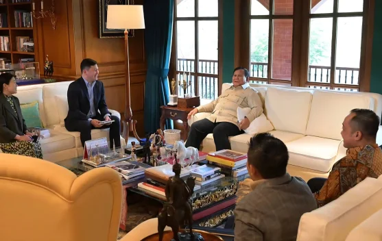 Presiden Prabowo menerima Duta Besar AS untuk ASEAN Kevin Kim di Hambalang, Bogor