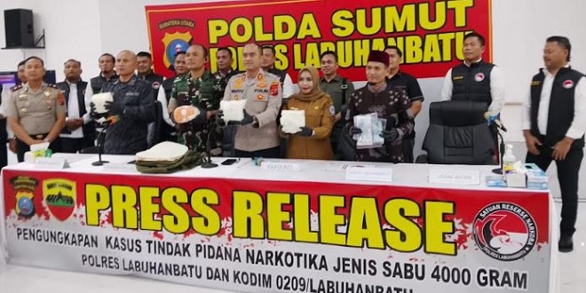 Bupati dan jajaran TNI-Polri pada press release pengungkapan sabu 4 kilogram di Labuhanbatu