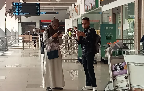 Bandara Halim Perdanakusuma kembali beroperasi setelah erupsi Anak Krakatau