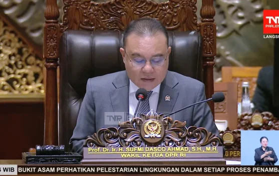 Ruang paripurna DPR RI di Kompleks Parlemen Senayan saat rapat
