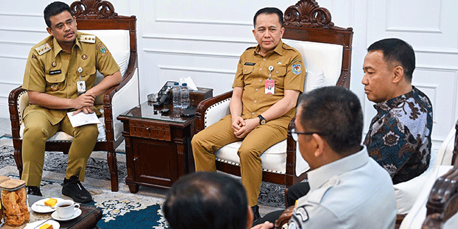 Gubernur Sumut Bobby Nasution menerima audiensi terkait pengembangan BRT di Kantor Gubernur Medan
