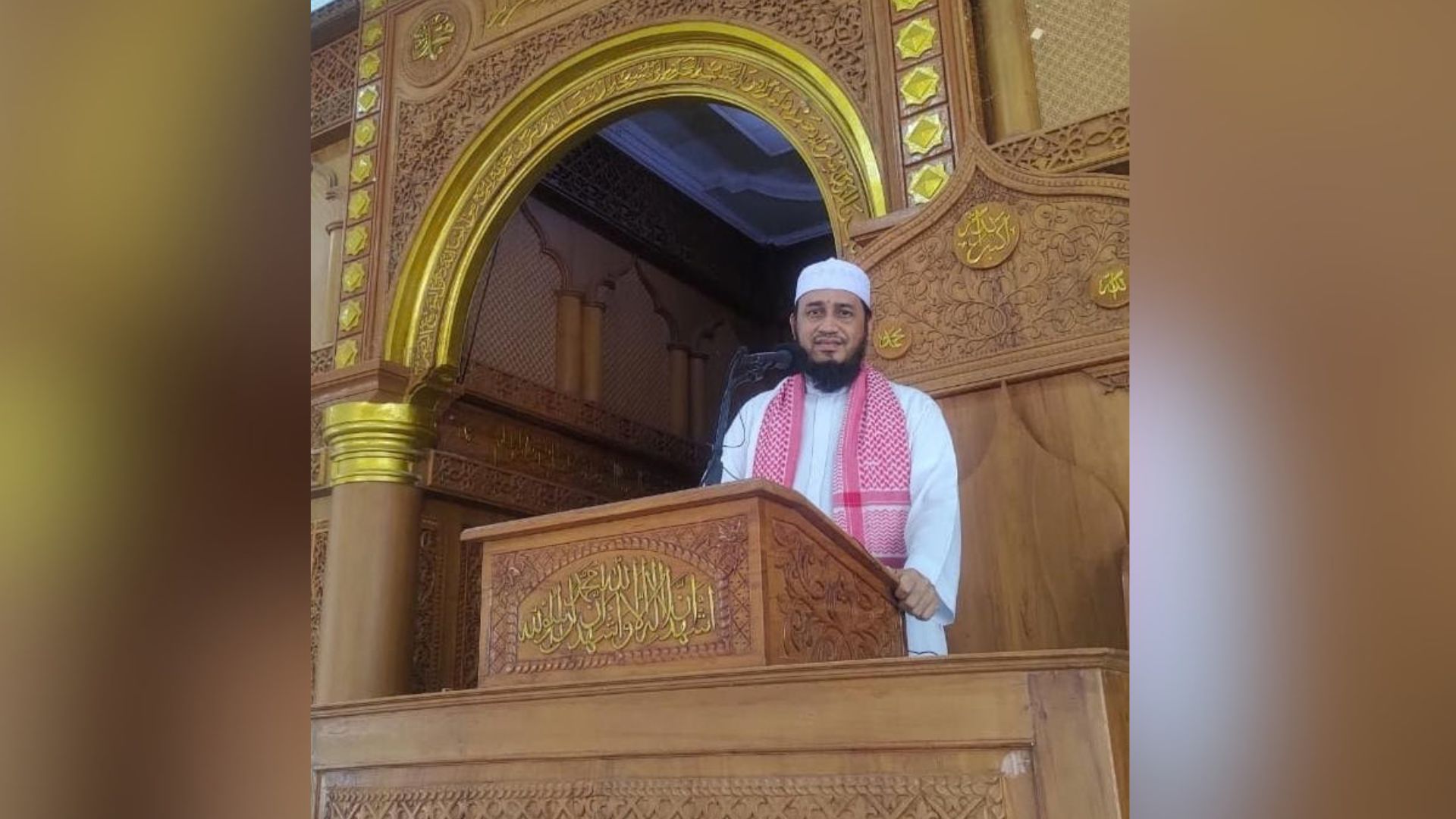 Khutbah Jumat di Masjid Syuhada Lamgugob Banda Aceh oleh Dr Tgk Muhammad Yusran Hadi