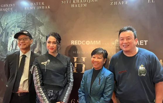 Aghniny Haque memerankan Melor, latihan bahasa isyarat dan ekspresi untuk film Khadam
