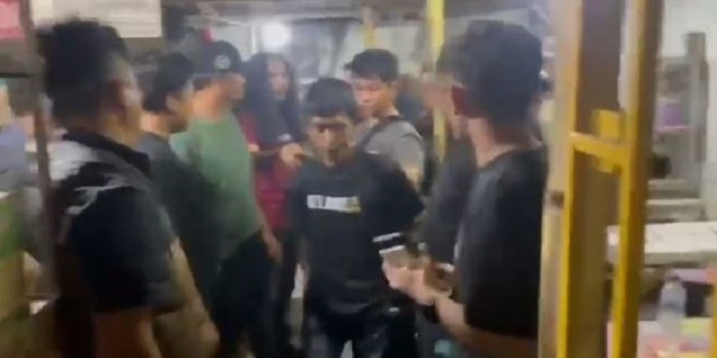 Pelaku diamankan tim Jatanras Polda Sumut saat penangkapan