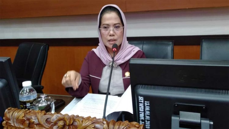 Ilustrasi audit data dan verifikasi lapangan terkait penentuan desil DTSEN di Jawa Timur