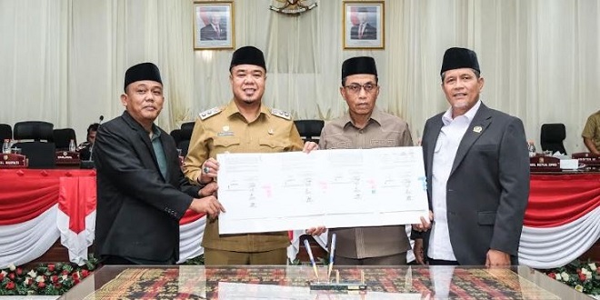 Rapat paripurna DPRD Batubara dan penandatanganan KUPA-PPAS Perubahan APBD 2026