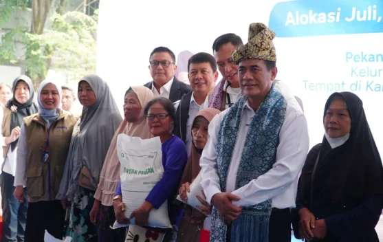 Distribusi beras bantuan 2026 yang dipasok dari petani Indonesia