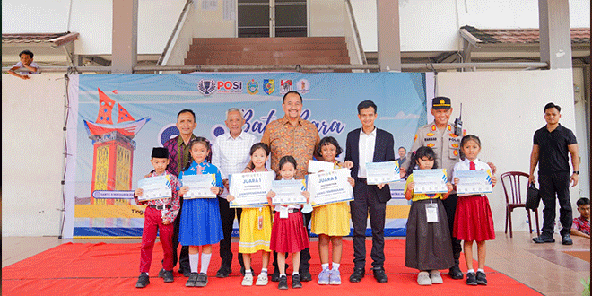 Siswa menerima medali Batubara Science Olympiad 2026 di SMA Mitra Inalum