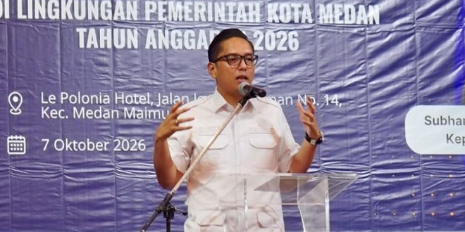 Wali Kota Medan Rico Waas memberi motivasi kepada ASN yang akan memasuki purnatugas