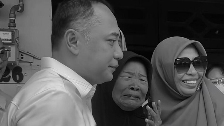 Wali Kota Surabaya mengawal pasien kanker untuk pemeriksaan di RSUD Soewandhie
