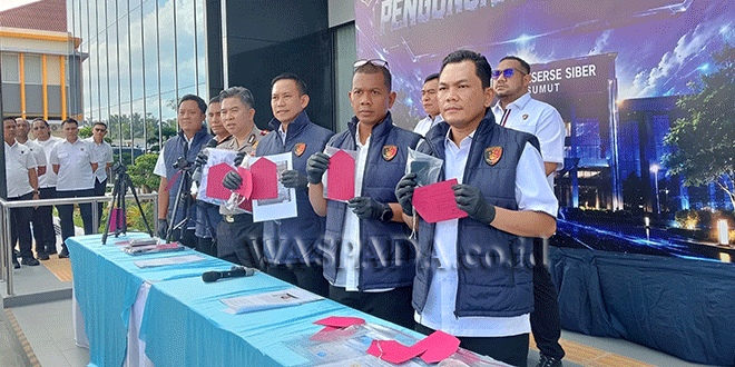 Ilustrasi polisi siber menyelidiki kasus penghinaan agama melalui media sosial