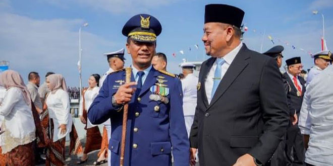 Bupati Batubara menghadiri upacara HUT ke-81 TNI di Mako Kodaeral I Belawan