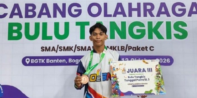 M. Khairul Karim menerima medali perunggu O2SN 2026 di Bogor