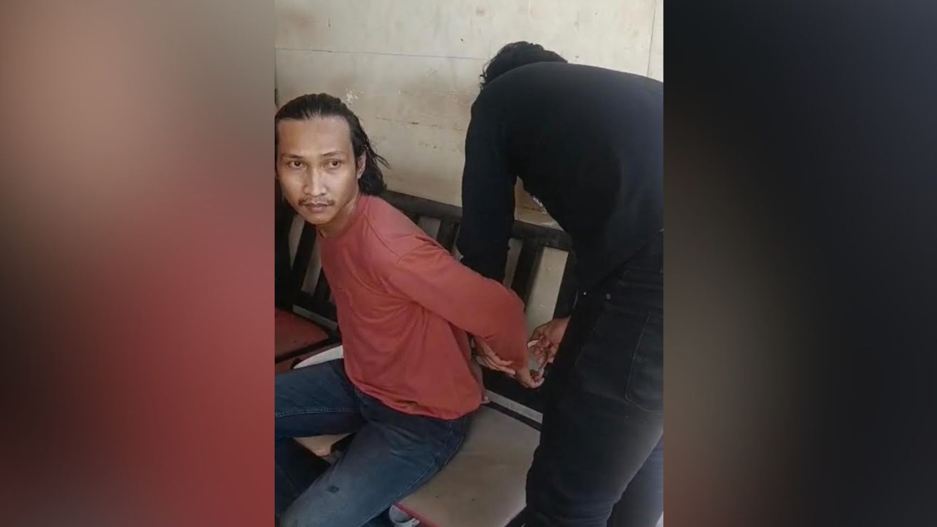 Ilustrasi penangkapan tersangka jambret oleh polisi di Deliserdang