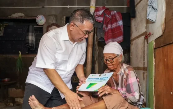 Ilustrasi Baznas dan BPJS Ketenagakerjaan memberikan perlindungan sosial bagi pekerja rentan