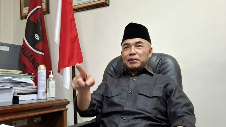 Rapat DPRD dan Pemkot Batu membahas penyelesaian piutang pajak Rp24,4 miliar