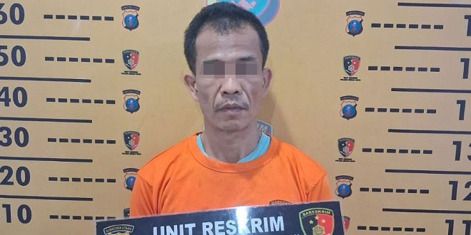 Ilustrasi rumah kosong dan polisi melakukan pengamanan di Medan