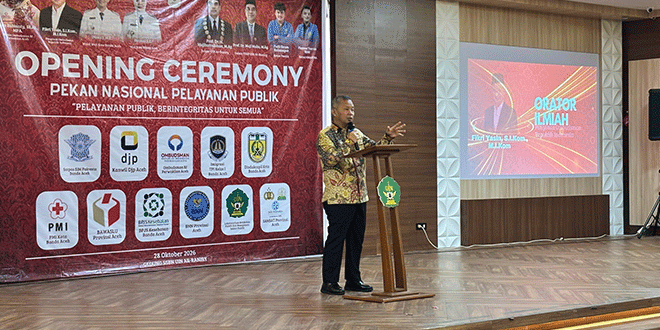 Fikri Yasin saat memberi pemaparan pengawasan pelayanan publik di UIN Ar-Raniry Banda Aceh