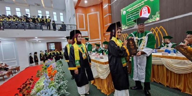 Wisuda 519 mahasiswa STAIN Mandailing Natal di Student Center Pidoli Lombang