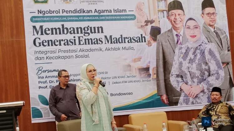 Ina Ammania berbicara di acara NGOPI Bondowoso tentang pendidikan madrasah berkarakter