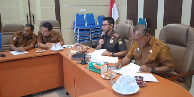 Pertemuan pembahasan Ranperbup Pageu Gampong di Aula Kantor Bupati Aceh Besar