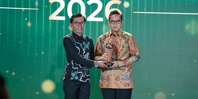 Penghargaan untuk inovasi pajak digital QRESTO oleh Pemko Medan