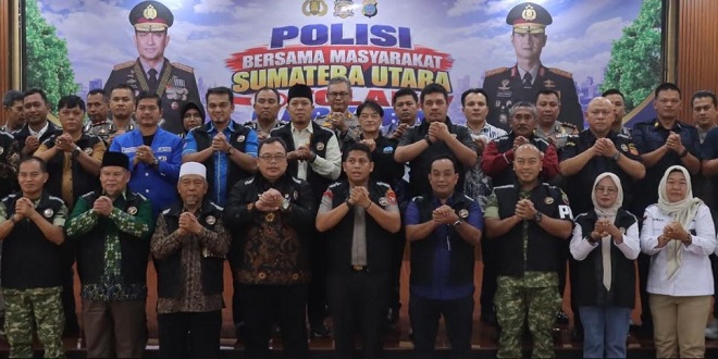 Zoom meeting kunjungan kerja Kapolri di aula Mapolres Pematangsiantar