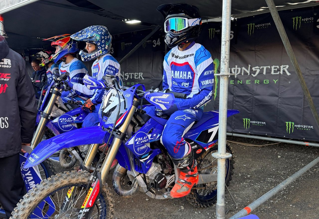 Djanoko Mahija Aribowo di lintasan motocross saat YZ BLU CRU FIM Europe Cup SuperFinale di Prancis