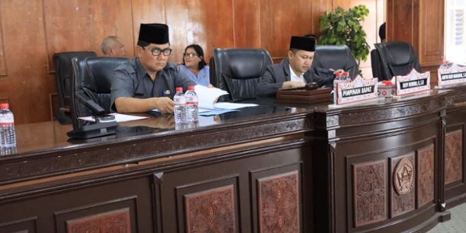 Rapat paripurna DPRD Tapanuli Utara membahas Ranperda BPBD di Tarutung