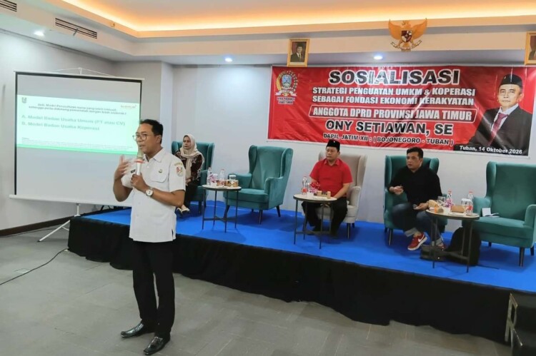 Peserta sosialisasi penguatan UMKM dan koperasi di Tuban