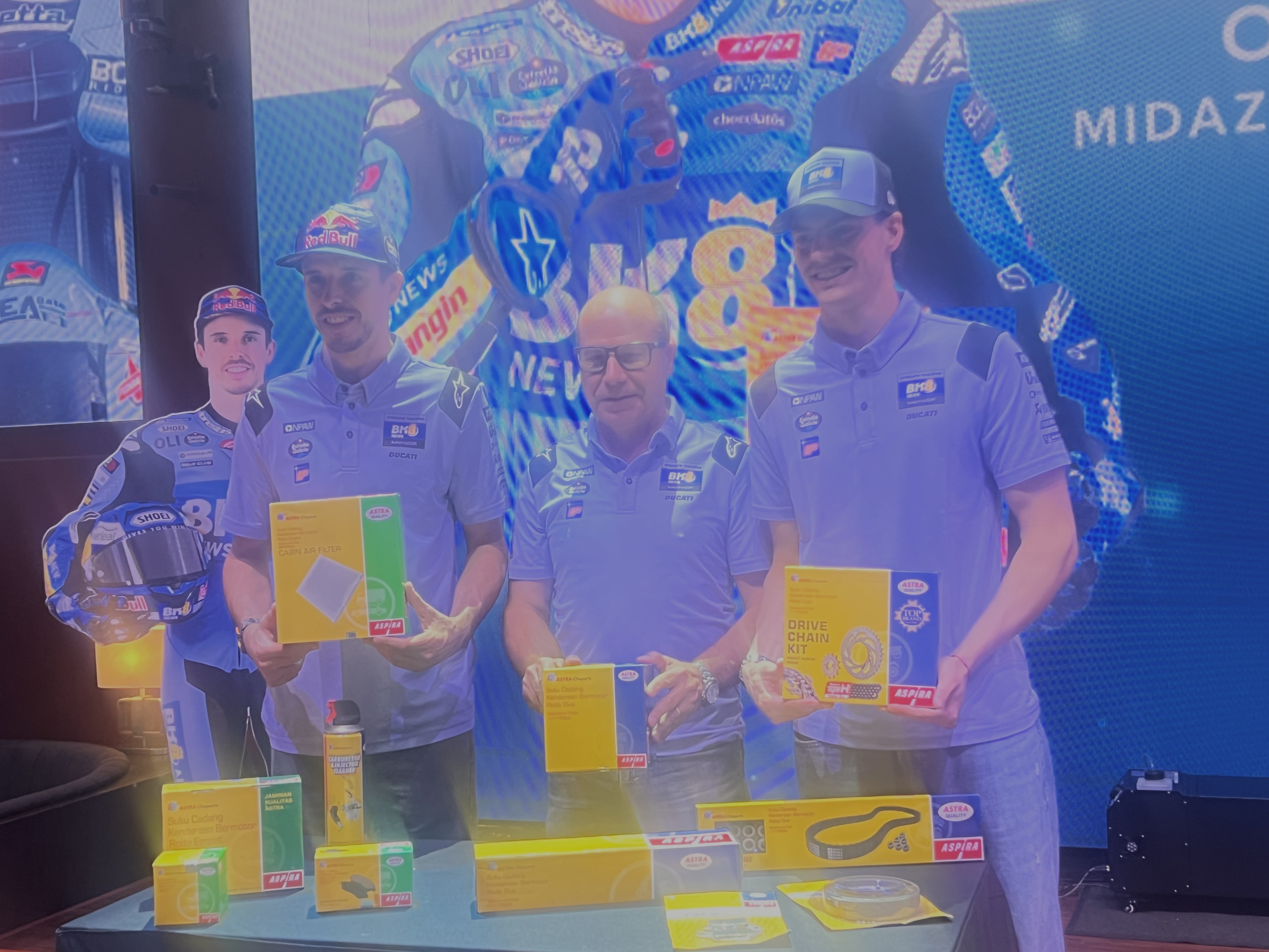 Alex Márquez dan Fermin Aldeguer dalam acara meet and greet Aspira dan Gresini di Jakarta