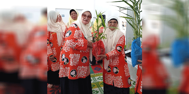 Peserta sosialisasi tanaman obat keluarga di Kampung Ramah Lansia Medan