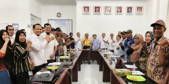 Diskusi BRIN dan petani di aula Bapperida Sei Rampah untuk penguatan kelembagaan petani