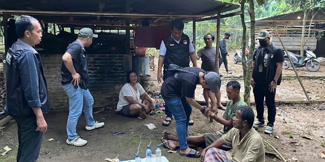 Polisi mengamankan tiga terduga pengguna shabu di Biru-Biru, Deliserdang