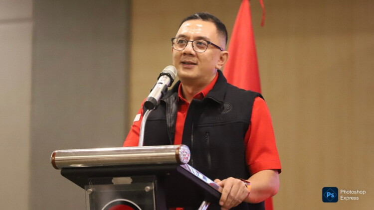 Kegiatan Sekolah Partai PDI Perjuangan Jatim tentang AI untuk pendidikan politik di Palm Hotel Surabaya