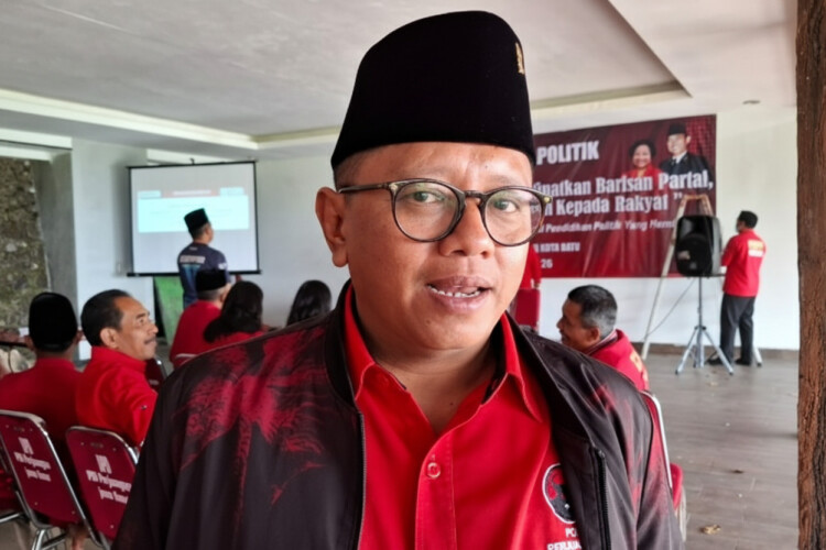Ilustrasi pelindungan data pribadi dan pinjaman online ilegal di Jawa Timur