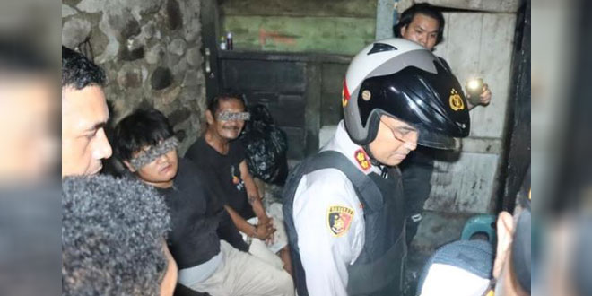Petugas menggerebek lokasi diduga tempat pakai sabu di Sibolga