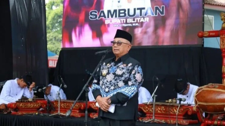 Suasana pembukaan Museum Penataran Expo 2026 di halaman Diorama Penataran, Blitar