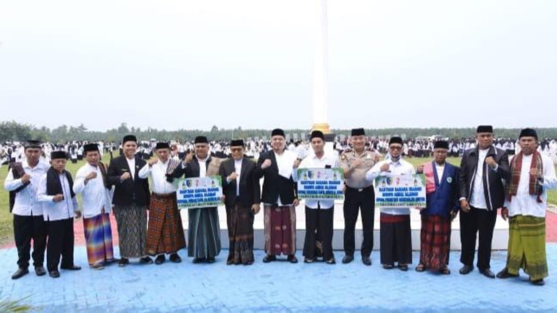 Upacara Hari Santri ke-11 di halaman kantor Bupati Batubara, Lima Puluh