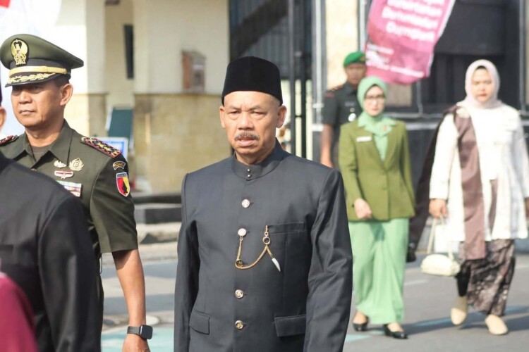 Upacara Peringatan Hari Jadi Ke-351 Kabupaten Magetan diikuti pejabat dan warga